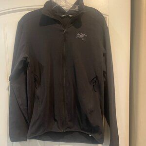 Arc'teryx Kyanite LT Jacket – Men’s Small – Black Fleece Full-Zip